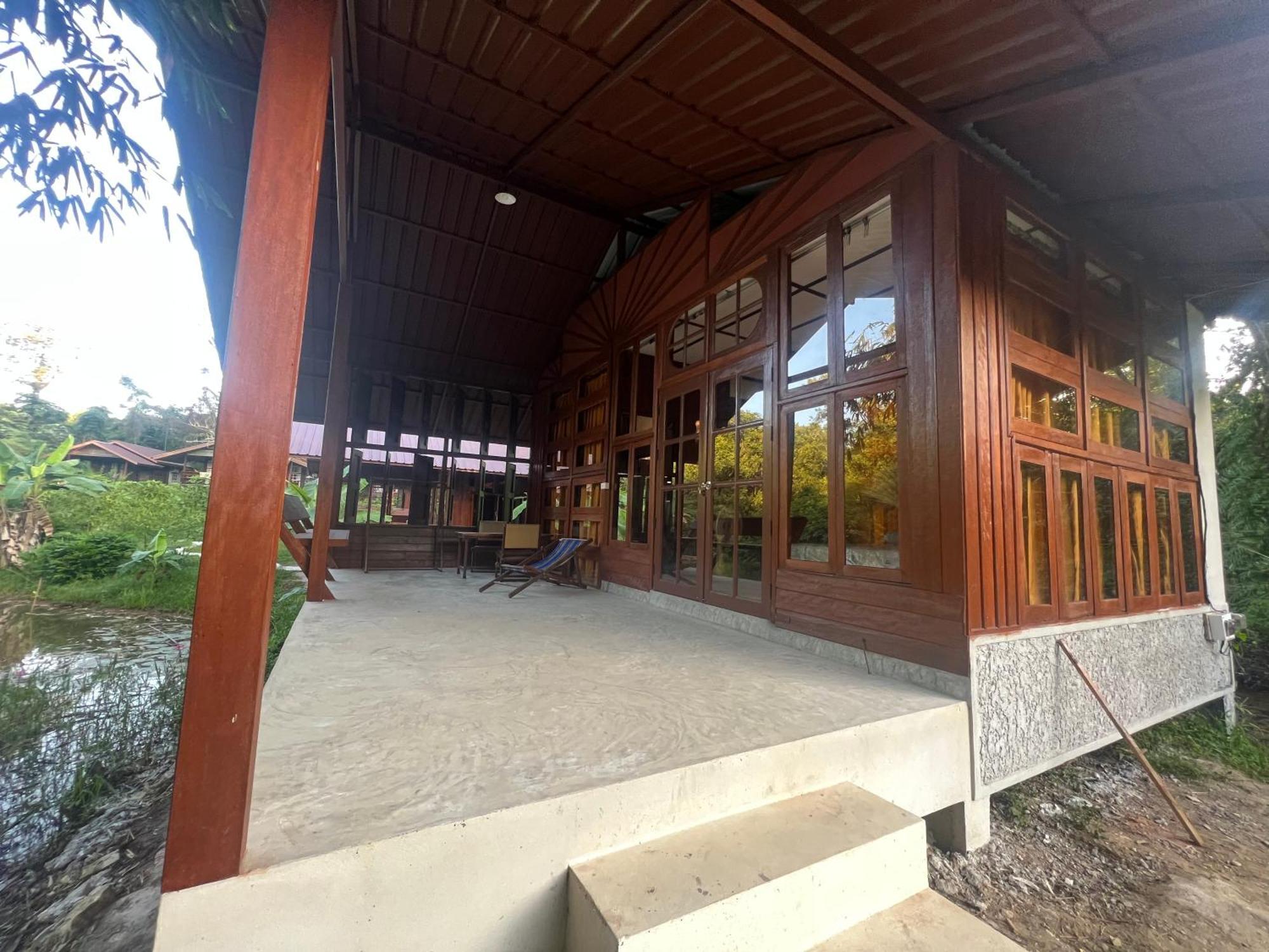 Phayam Valley Homestay Koh Phayam Exteriör bild