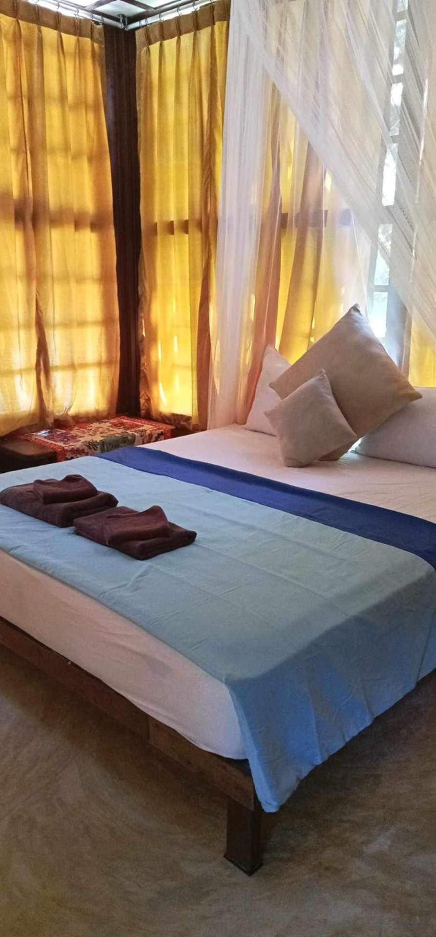 Phayam Valley Homestay Koh Phayam Exteriör bild