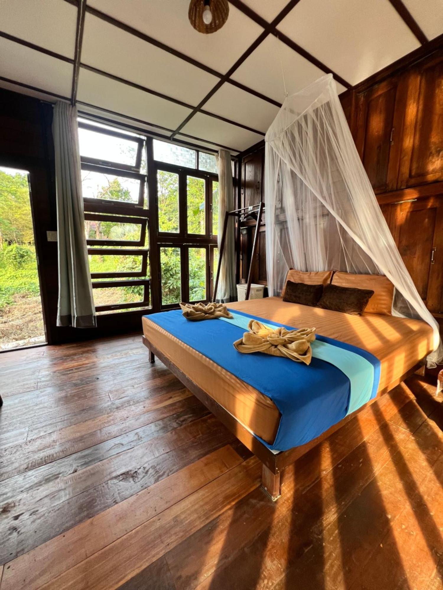 Phayam Valley Homestay Koh Phayam Exteriör bild