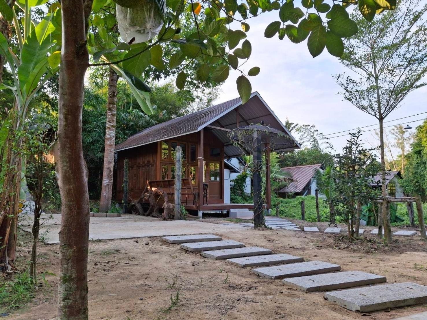 Phayam Valley Homestay Koh Phayam Exteriör bild